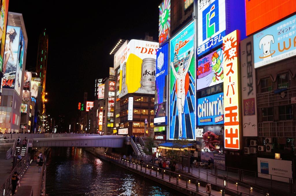 Business Inn Sennichimae Hotel Osaka Buitenkant foto